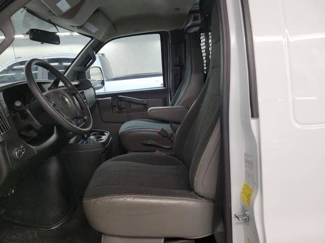 2024 Chevrolet Express 2500