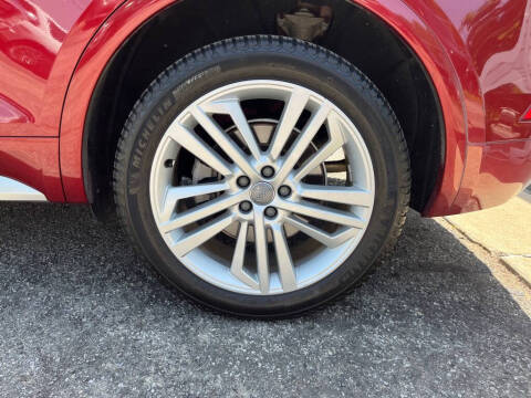 2018 Audi Q5 2.0T quattro Premium Plus