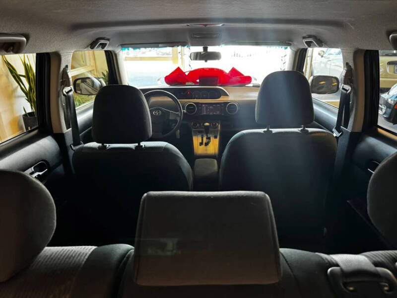 2015 Scion xB