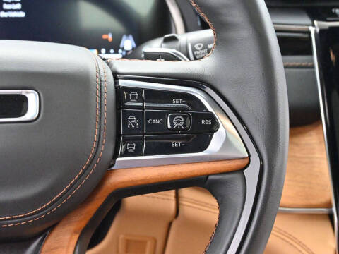 2023 Jeep Grand Cherokee Summit Reserve