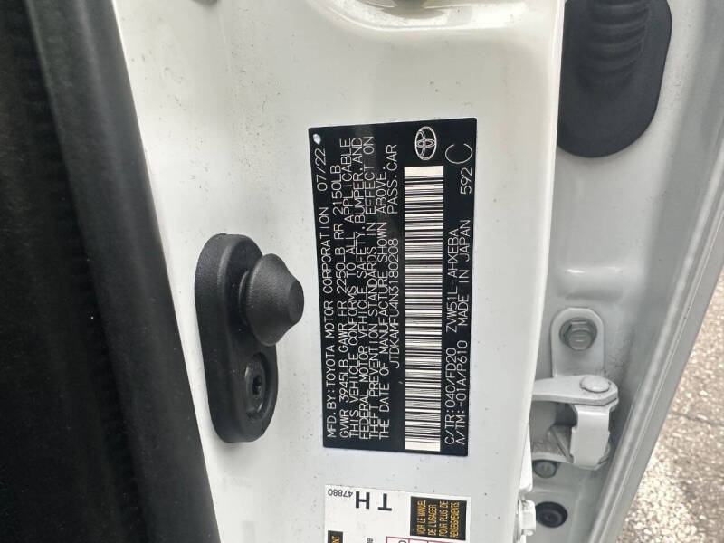 2022 Toyota Prius LE