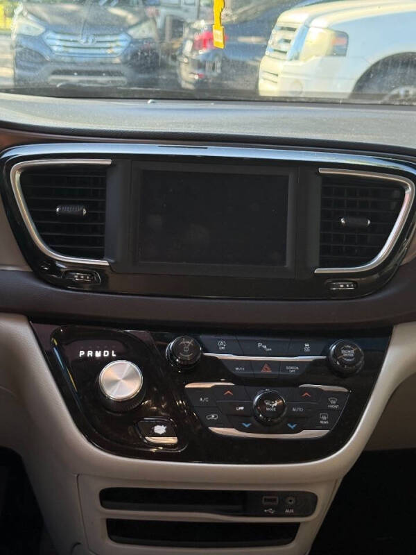 2018 Chrysler Pacifica Touring L