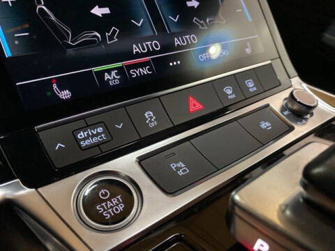 2022 Audi e-tron quattro Premium