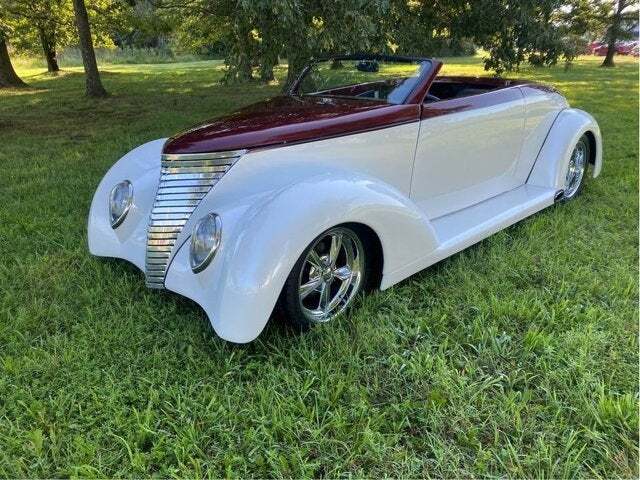 1937 Ford ROADSTER 4