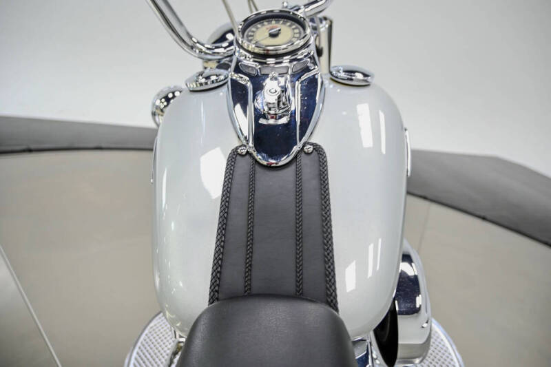 2010 Harley-Davidson Heritage Softail Classic