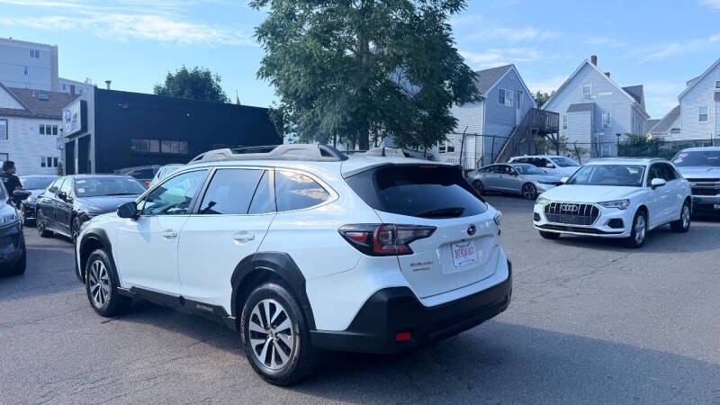 2023 Subaru Outback Premium