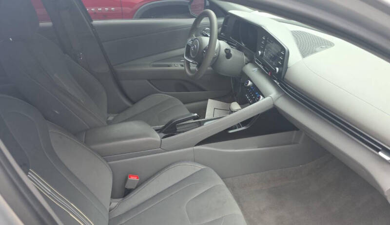 2022 Hyundai Elantra