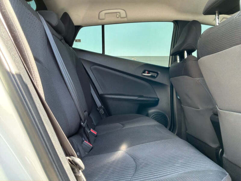 2016 Toyota Prius Two