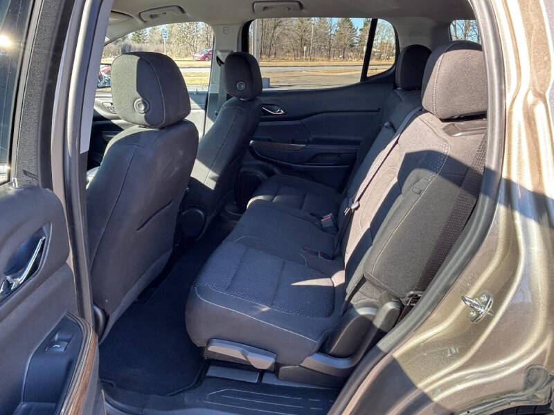 2023 GMC Acadia SLE