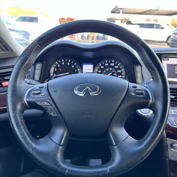 2018 Infiniti Q70 3.7 Luxe