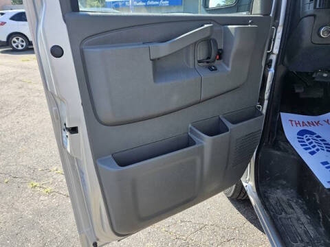 2024 Chevrolet Express 2500