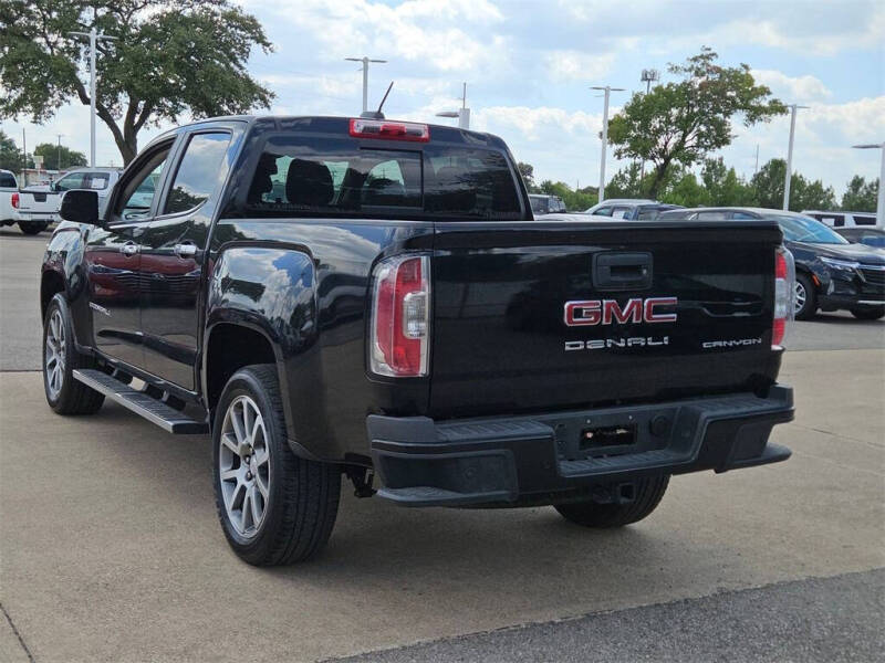 2022 GMC Canyon