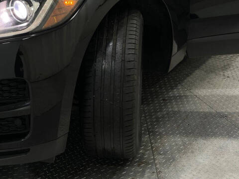 2020 Jaguar F-PACE 30t Prestige