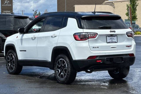 2025 Jeep Compass Trailhawk