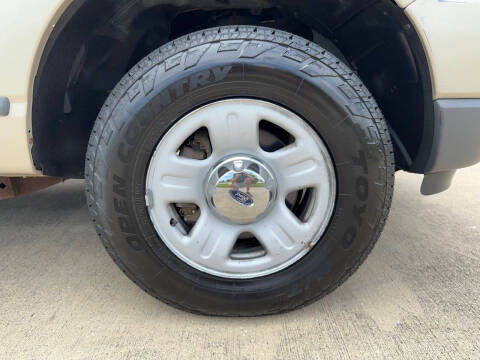 2006 Ford Explorer XLS