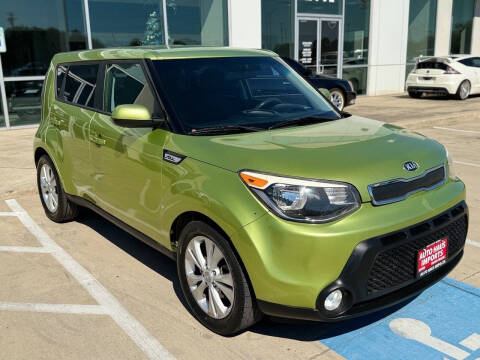 2016 Kia Soul +