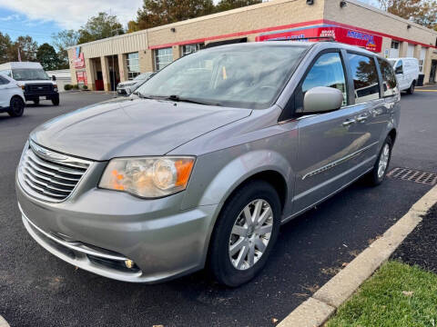 2015 Chrysler Town and Country Touring