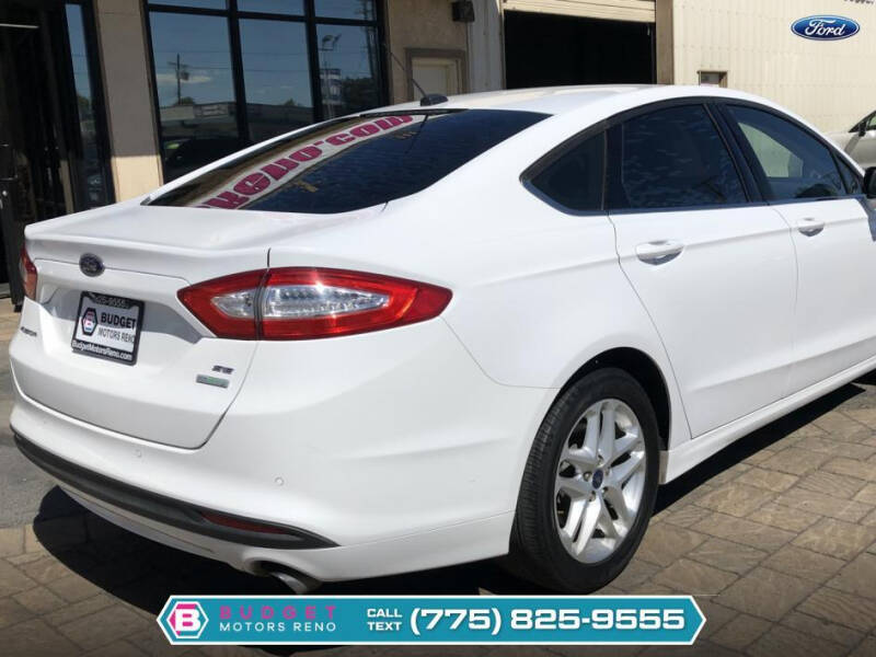 2016 Ford Fusion SE