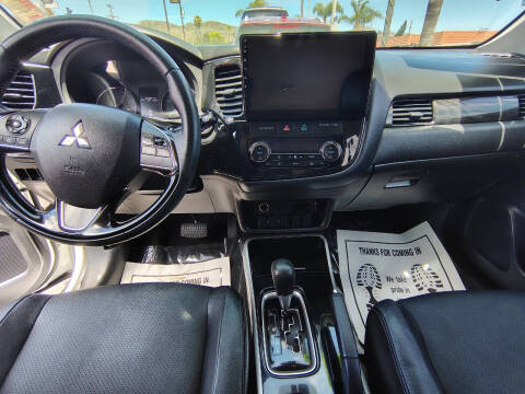 2017 Mitsubishi Outlander SEL