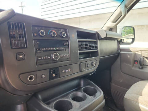 2017 GMC Savana 2500