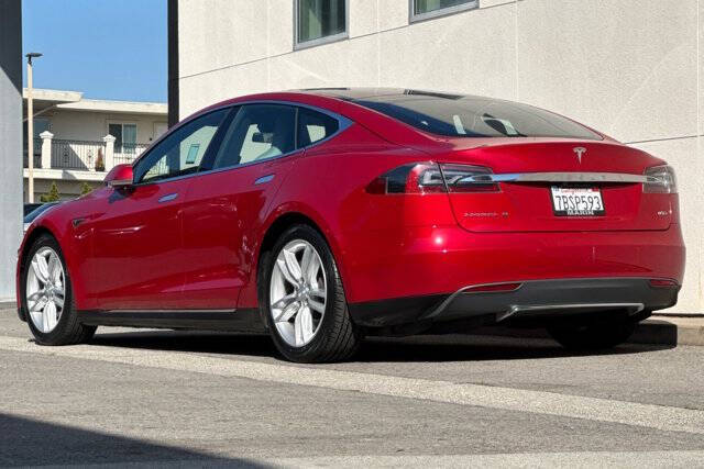 2016 Tesla Model S 85D