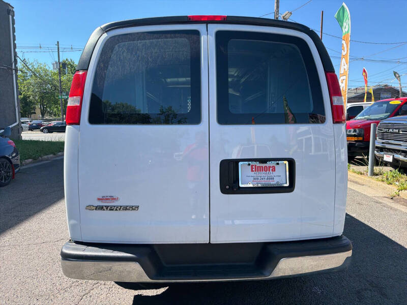 2020 Chevrolet Express 2500