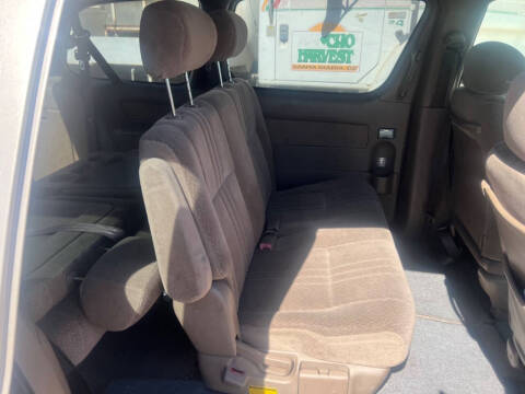 2002 Toyota Sienna CE