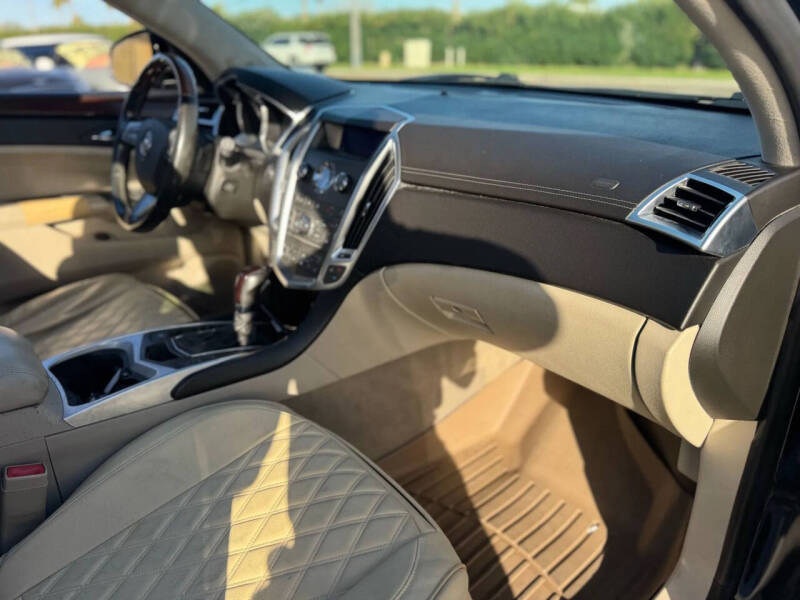 2012 Cadillac SRX Luxury Collection