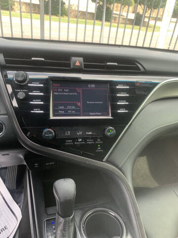 2018 Toyota Camry SE