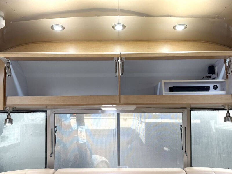2016 Airstream Flying Cloud