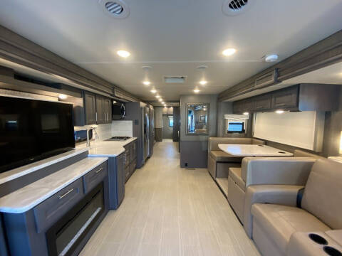 Thor Motor Coach Challenger Image