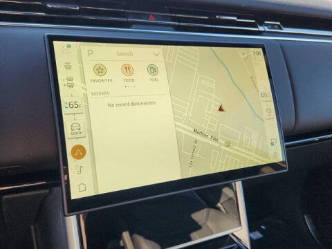 2025 Land Rover Range Rover P530 SE LWB