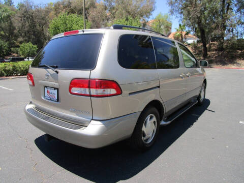 2002 Toyota Sienna XLE