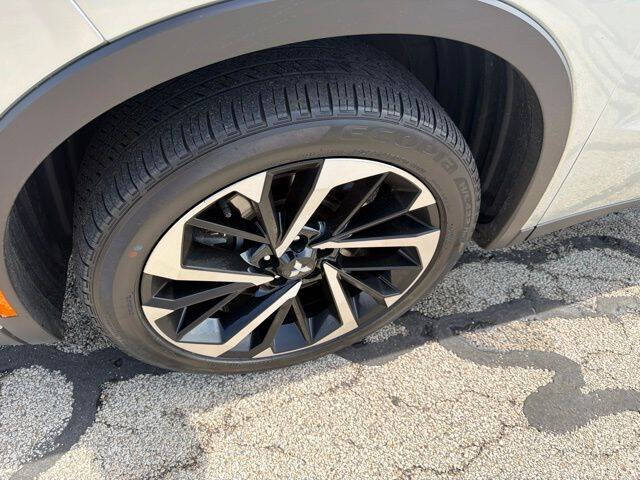 2023 Mitsubishi Outlander SE