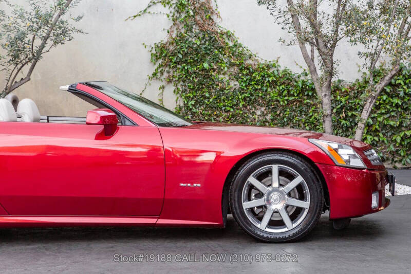 2005 Cadillac XLR