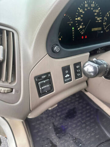 2003 Lexus RX 300