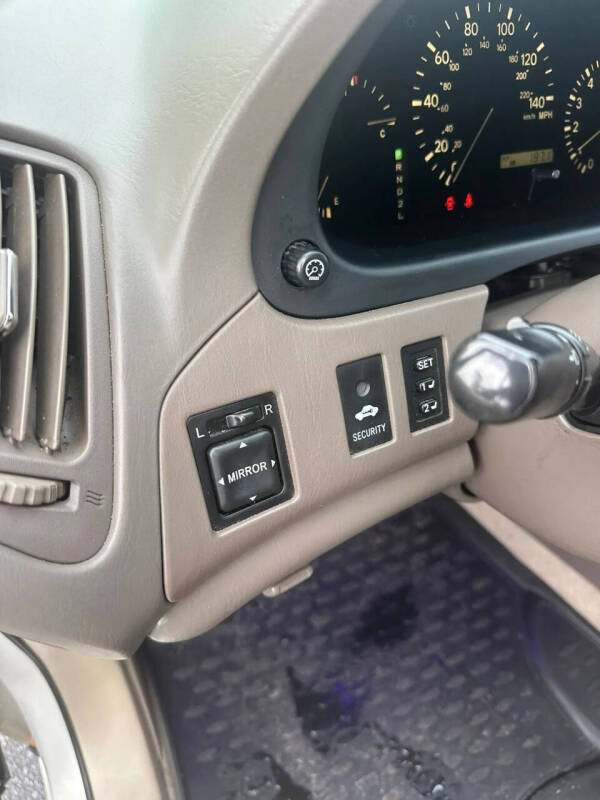 2003 Lexus RX 300