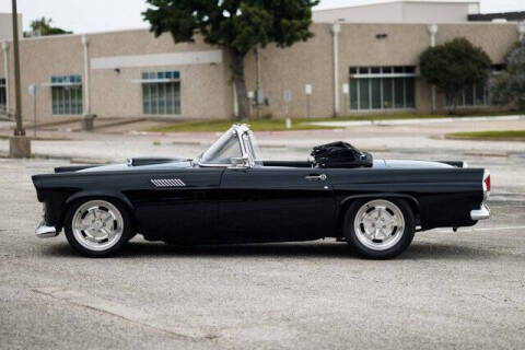 1956 Ford Thunderbird