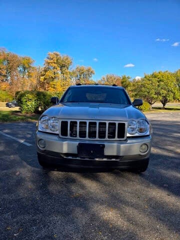 2010 Jeep Grand Cherokee for sale at Del Sol Auto Mart Inc. in Des Plaines IL