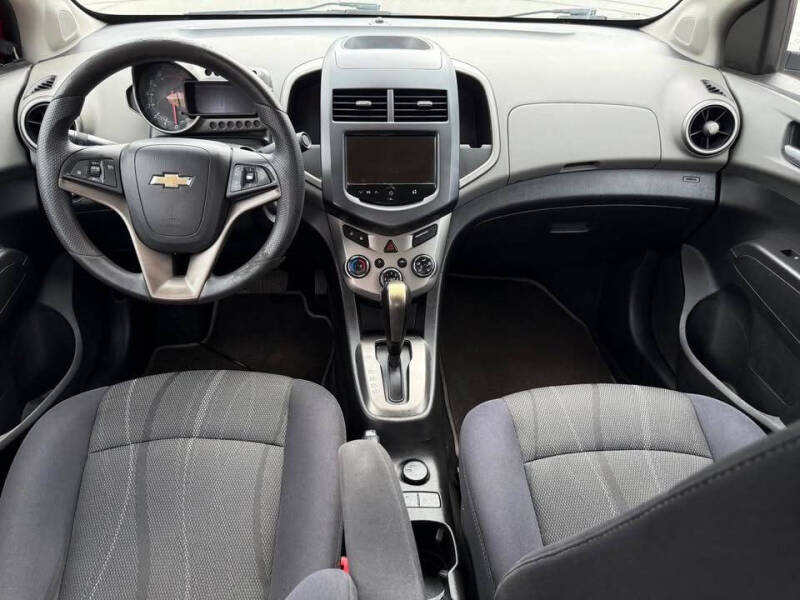 2013 Chevrolet Sonic LT Auto