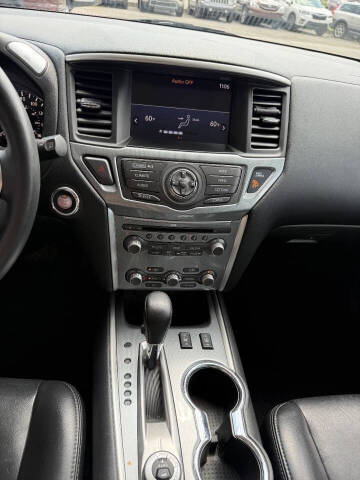 2017 Nissan Pathfinder S