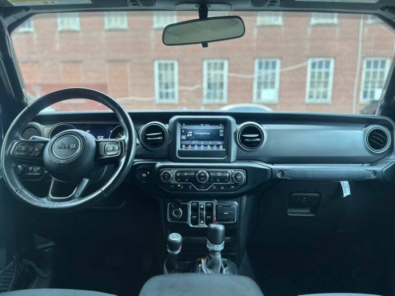 2021 Jeep Gladiator Willys