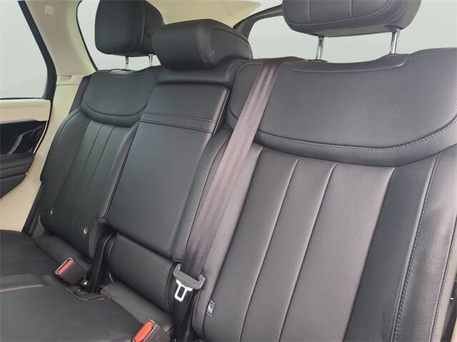 2024 Land Rover Range Rover P400 SE