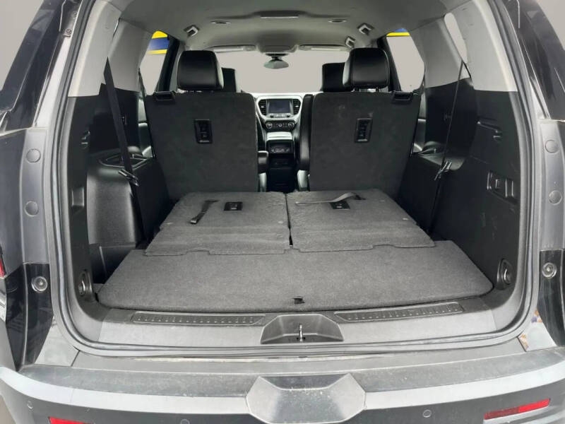 2022 GMC Acadia SLT