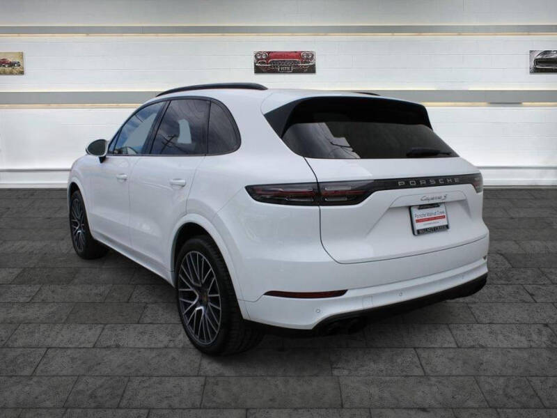 2020 Porsche Cayenne S