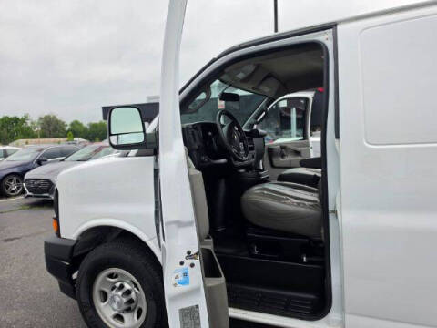 2017 Chevrolet Express 2500