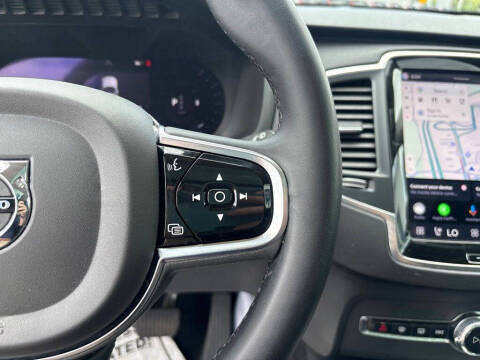 2023 Volvo XC90 B5 Core
