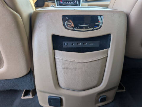 2019 Cadillac Escalade ESV Platinum