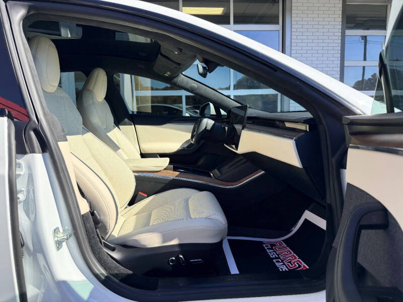 2021 Tesla Model S Plaid