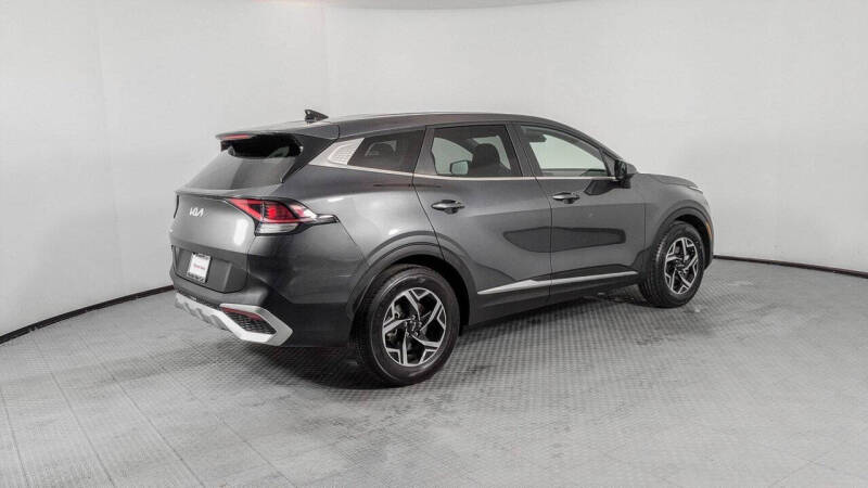 2024 Kia Sportage LX